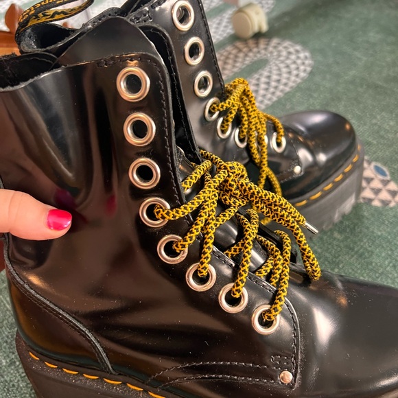 Dr. Martens Jadon Max - Picture 5 of 7